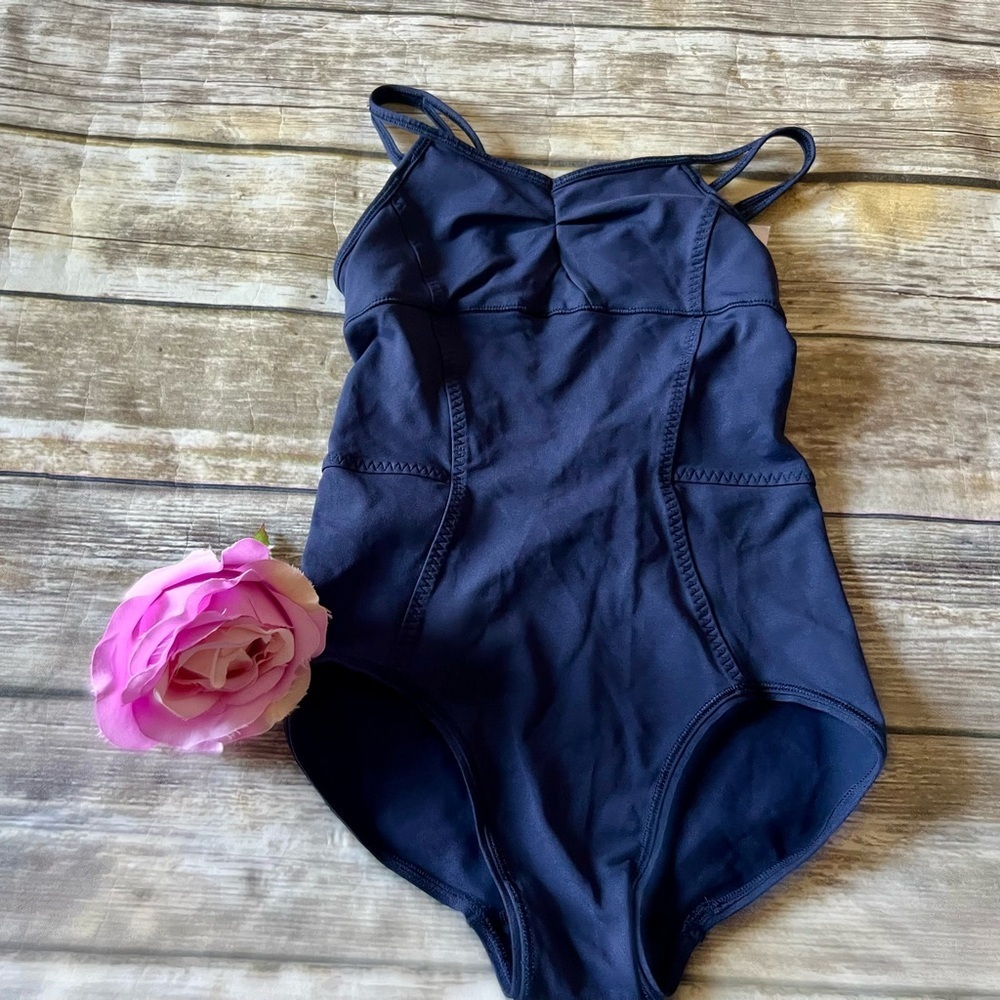 NWOT IVIVVA NAVY LEOTARD